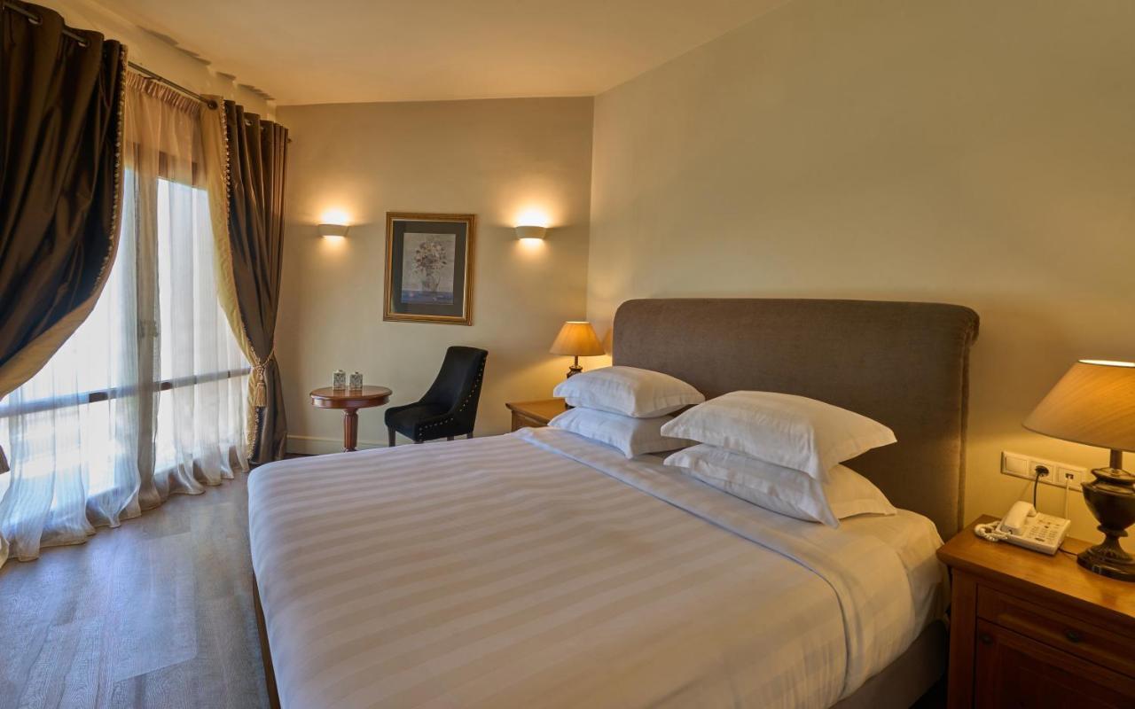 Xenia Palace Portaria Ngoại thất bức ảnh