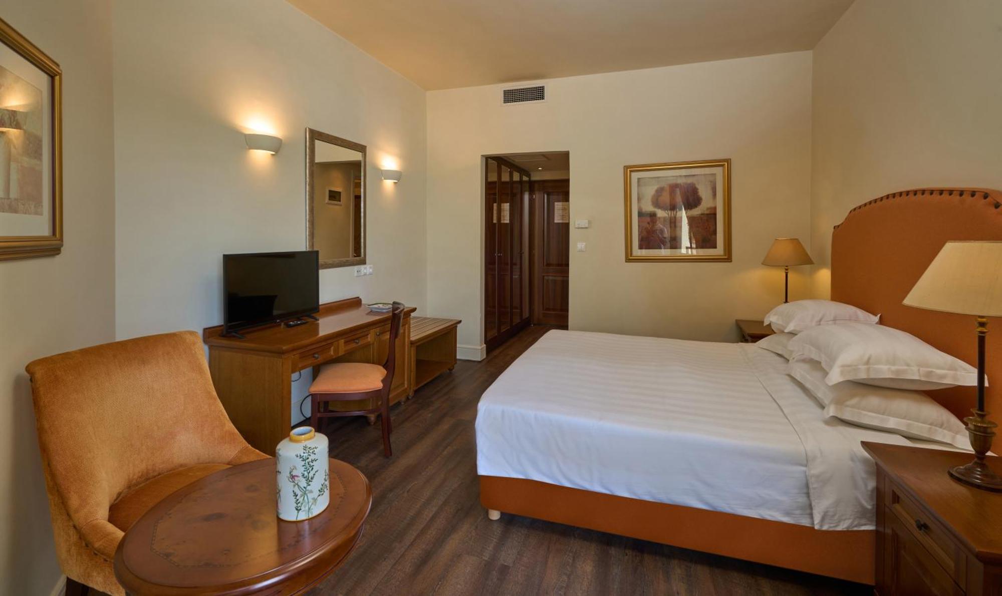 Xenia Palace Portaria Ngoại thất bức ảnh